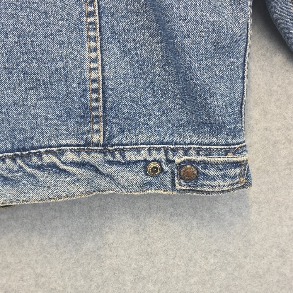 Vintage Levi’s Sherpa Lined Denim Trucker Jacket Made in USA Size L - Picture 9 of 16